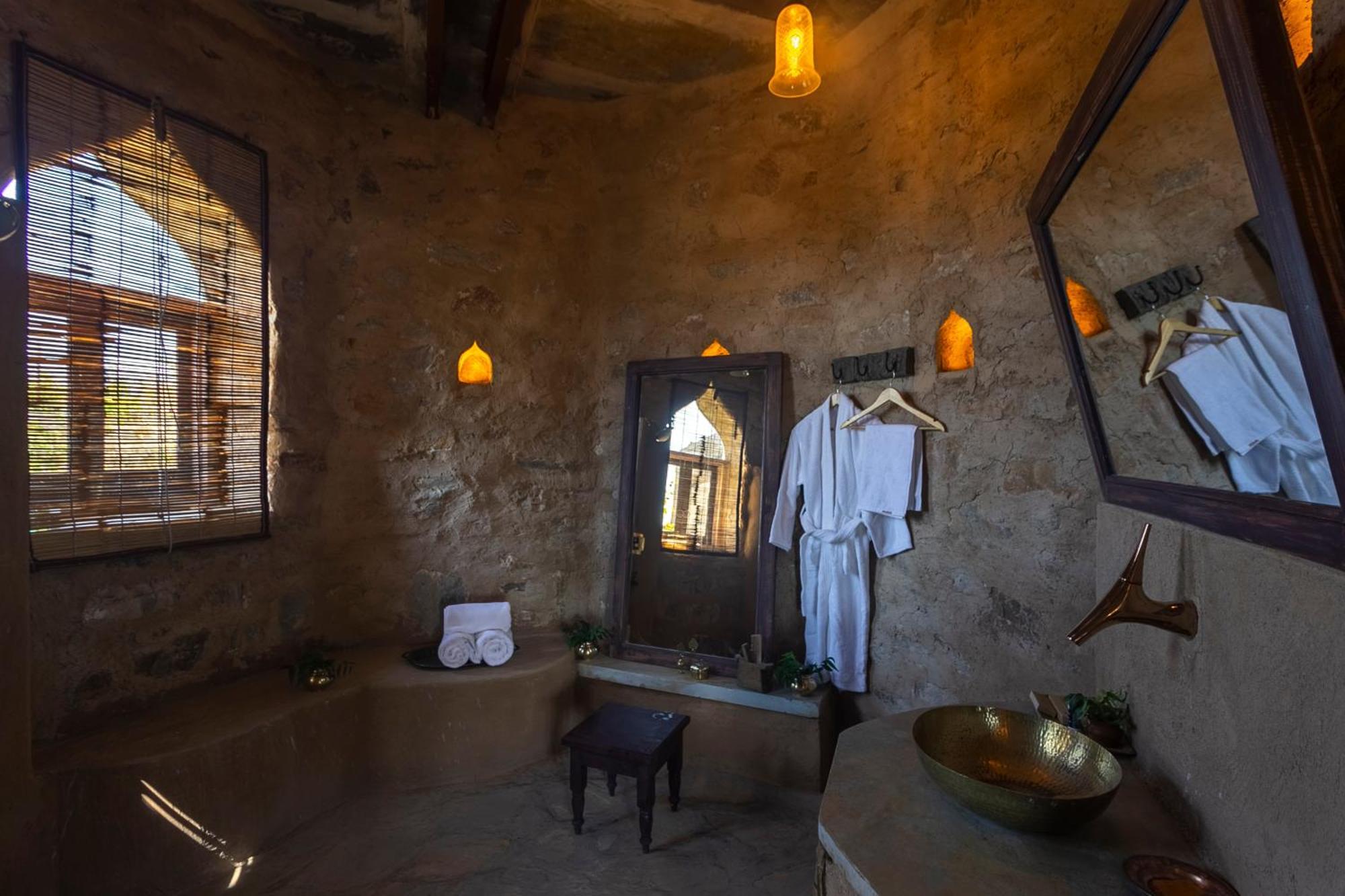 우다이푸르 Manmatha A Luxury Retreat B&B 외부 사진