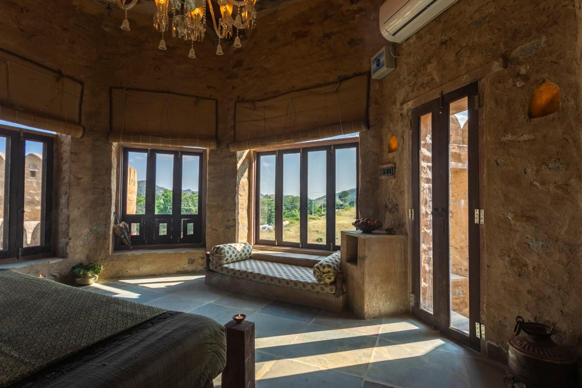 우다이푸르 Manmatha A Luxury Retreat B&B 외부 사진