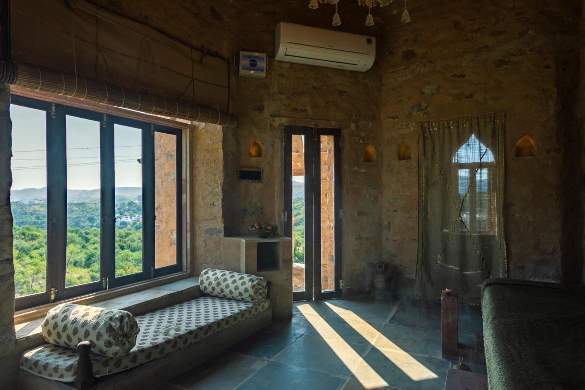 우다이푸르 Manmatha A Luxury Retreat B&B 외부 사진