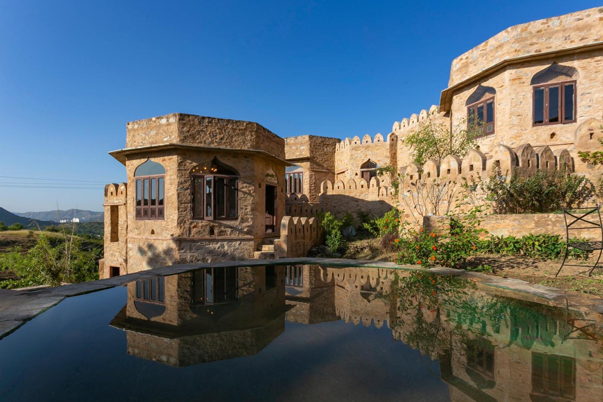 우다이푸르 Manmatha A Luxury Retreat B&B 외부 사진