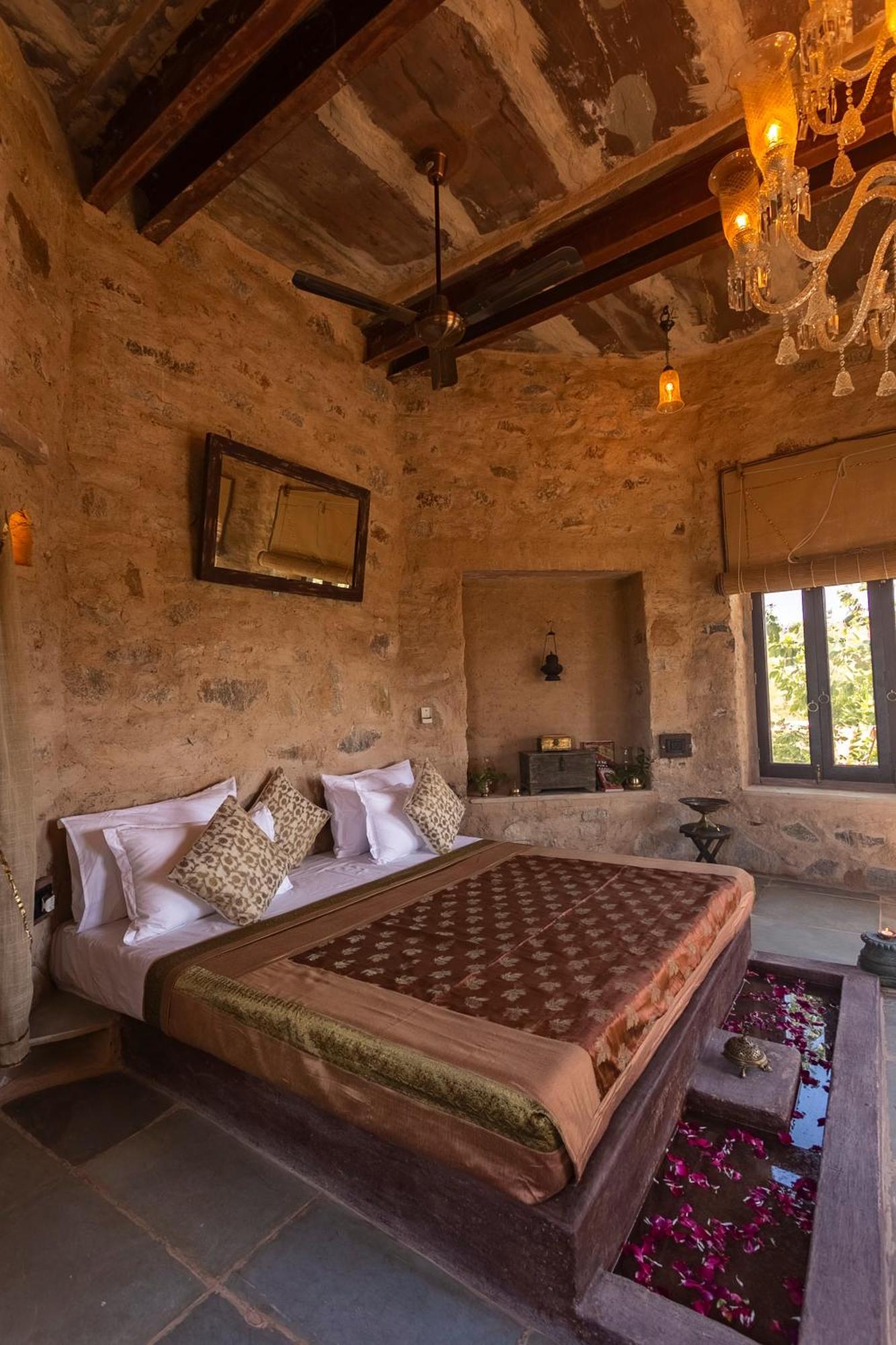 우다이푸르 Manmatha A Luxury Retreat B&B 외부 사진