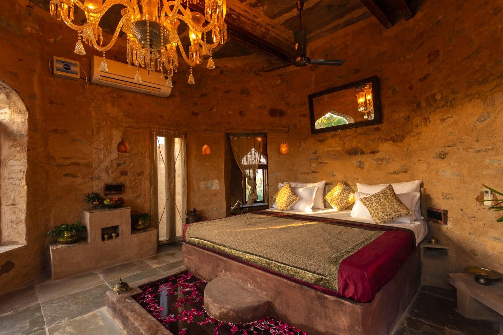 우다이푸르 Manmatha A Luxury Retreat B&B 외부 사진